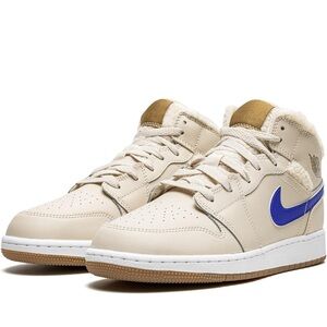 Jordan Women's Sneakers in Cream and Blue